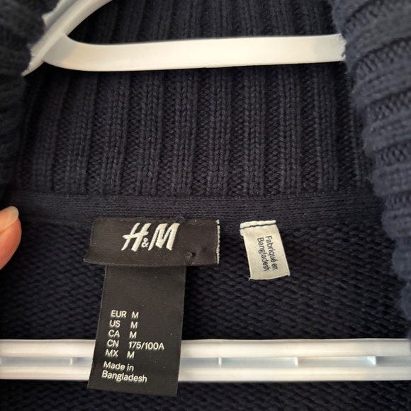 Mens dark blue H&M cardigan size Medium collegiate nautical eclectic grandpa - Picture 7 of 8